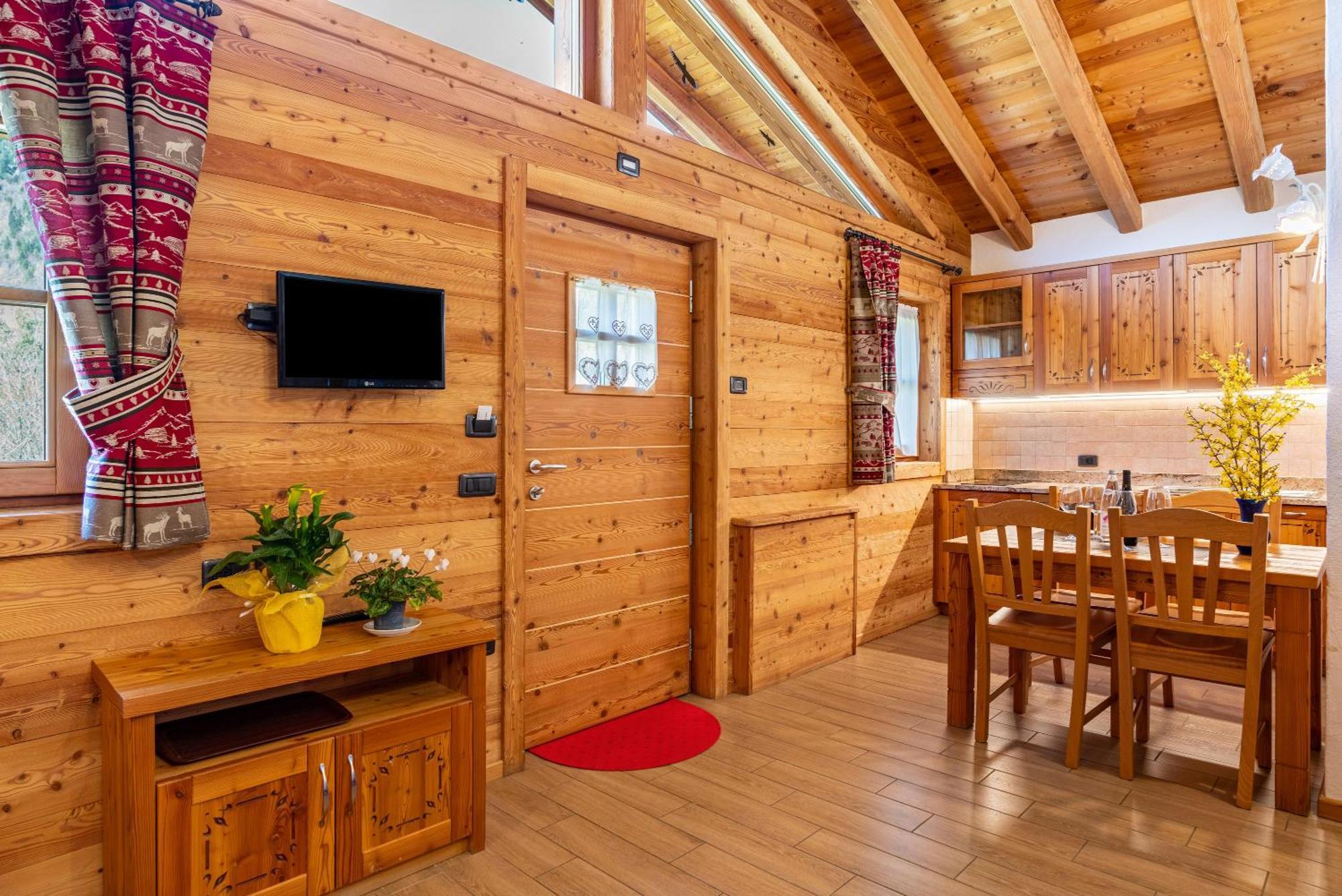 Chalet Camping Fae 3 Villa Madonna Eksteriør bilde